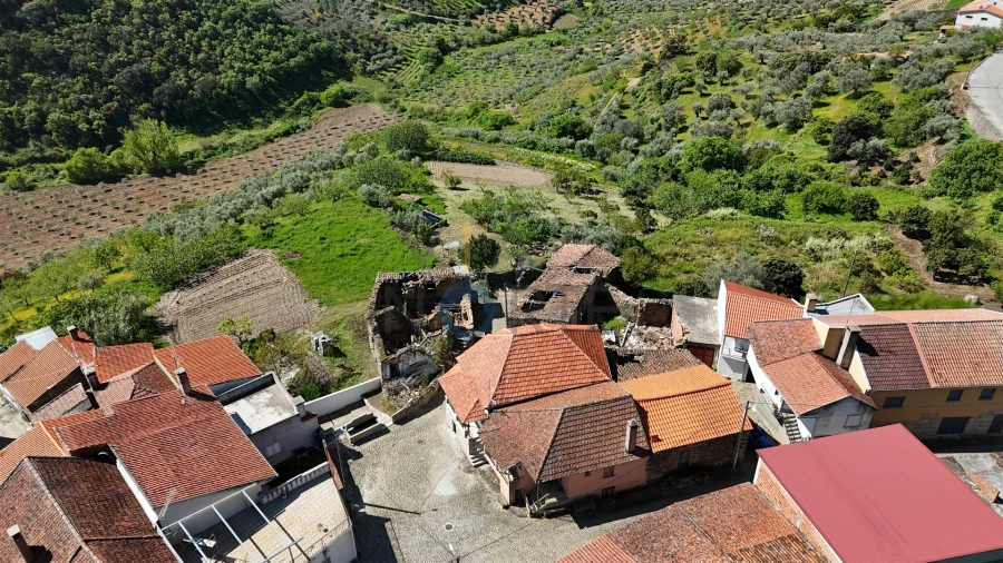 Moradia T0 para Venda em Vilares de Vilariça Foto 11