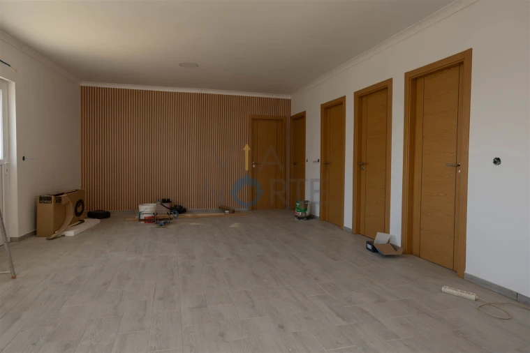 Moradia T0 para Venda em Vilares de Vilariça Foto 12