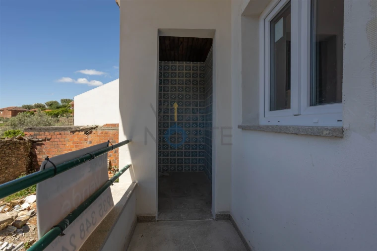 Moradia T0 para Venda em Vilares de Vilariça Foto 23
