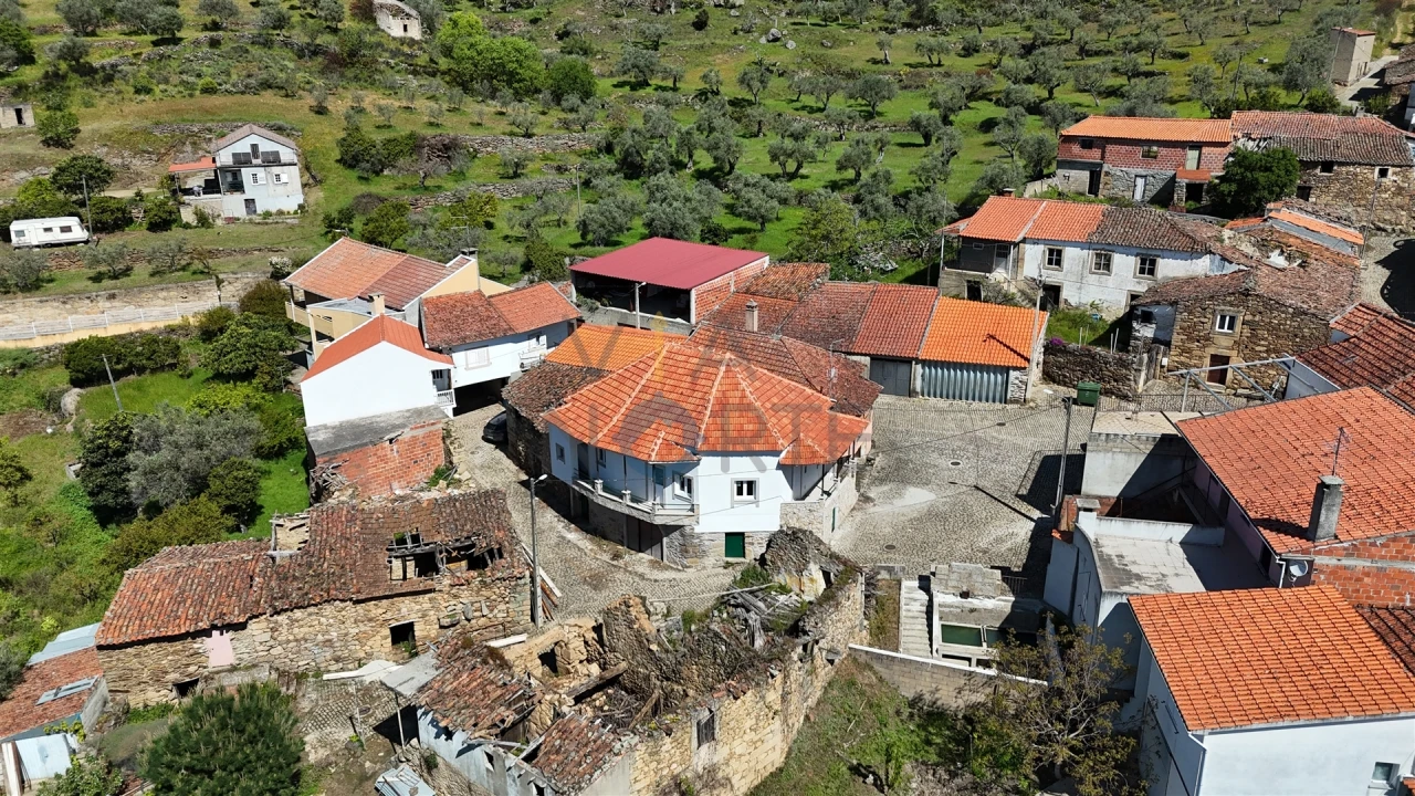 Moradia T0 para Venda em Vilares de Vilariça Foto 12