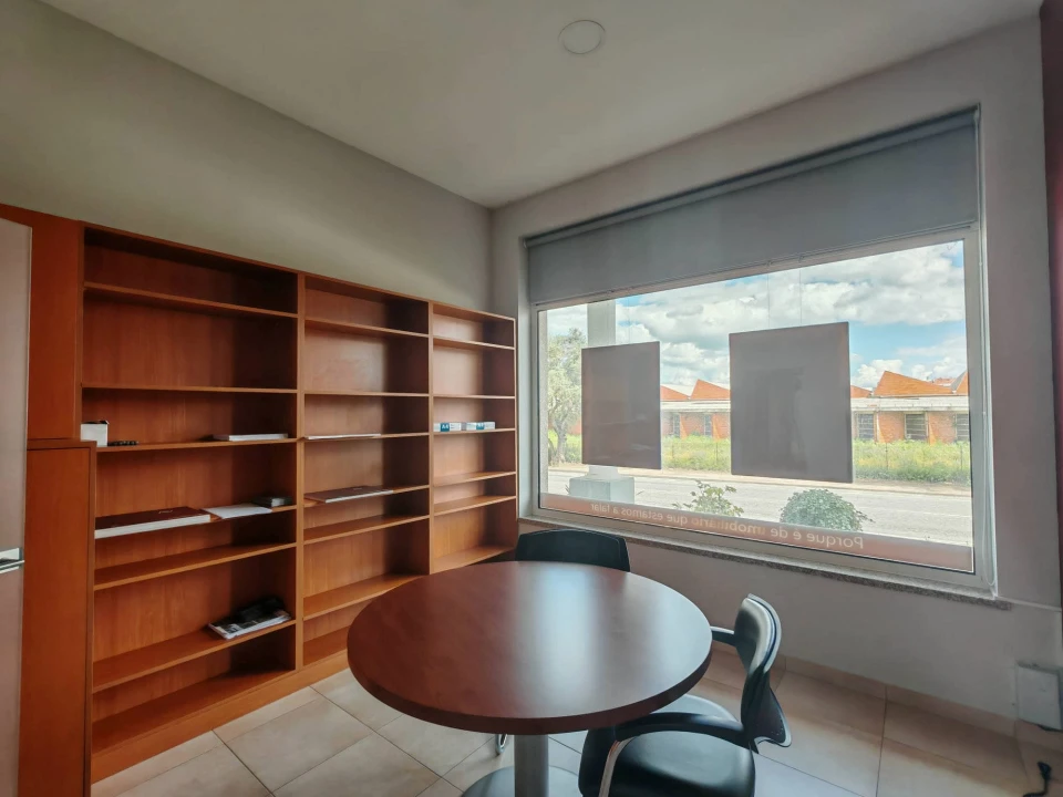 Escritório para Arrendamento em Covilhã e Canhoso Foto 5