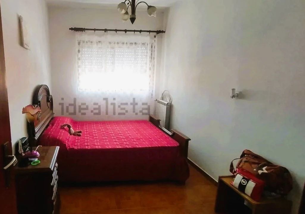 Moradia T5 para Venda em Pedome Foto 14