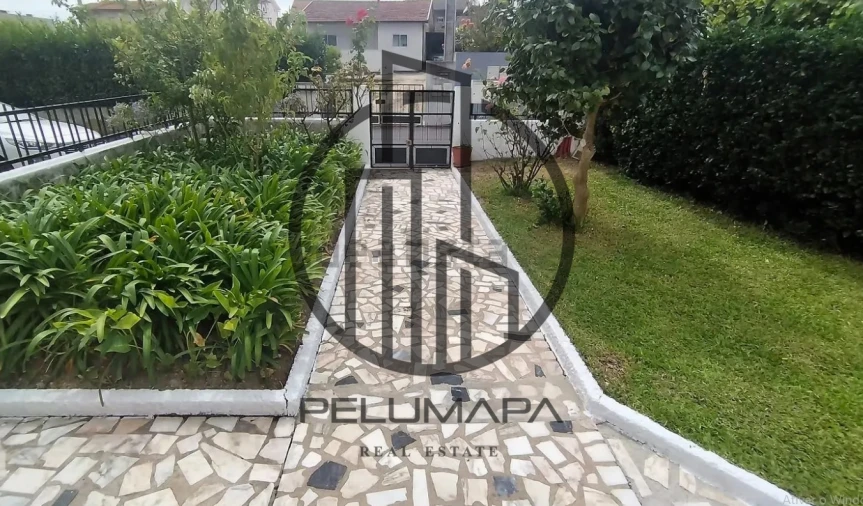 Moradia T5 para Venda em Pedome Foto 4