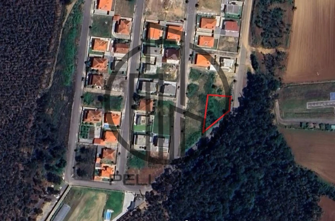 Terreno para Venda em Gondifelos, Cavalões e Outiz Foto 4