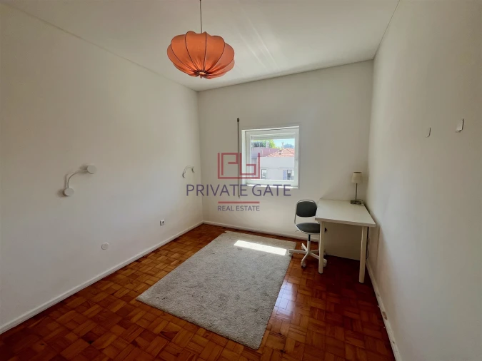 Apartamento T4 para Venda em Lordelo do Ouro e Massarelos Foto 14