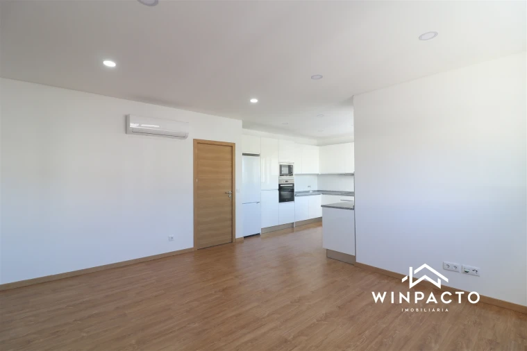 Apartamento T3 para Venda em Nelas Foto 10