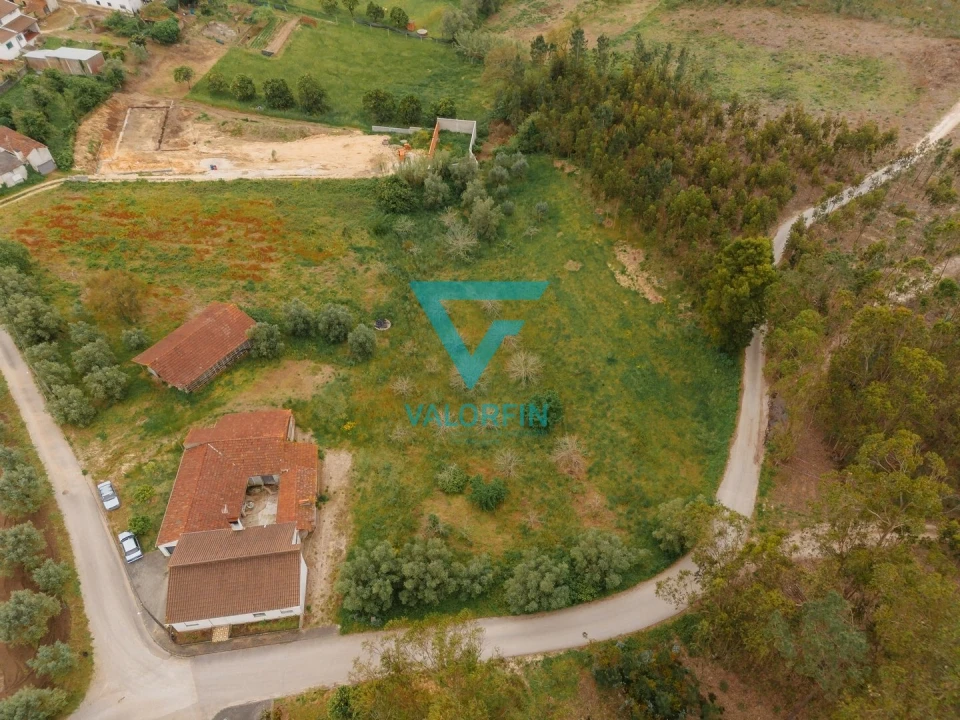 Terreno para Venda em Bidoeira de Cima Foto 4