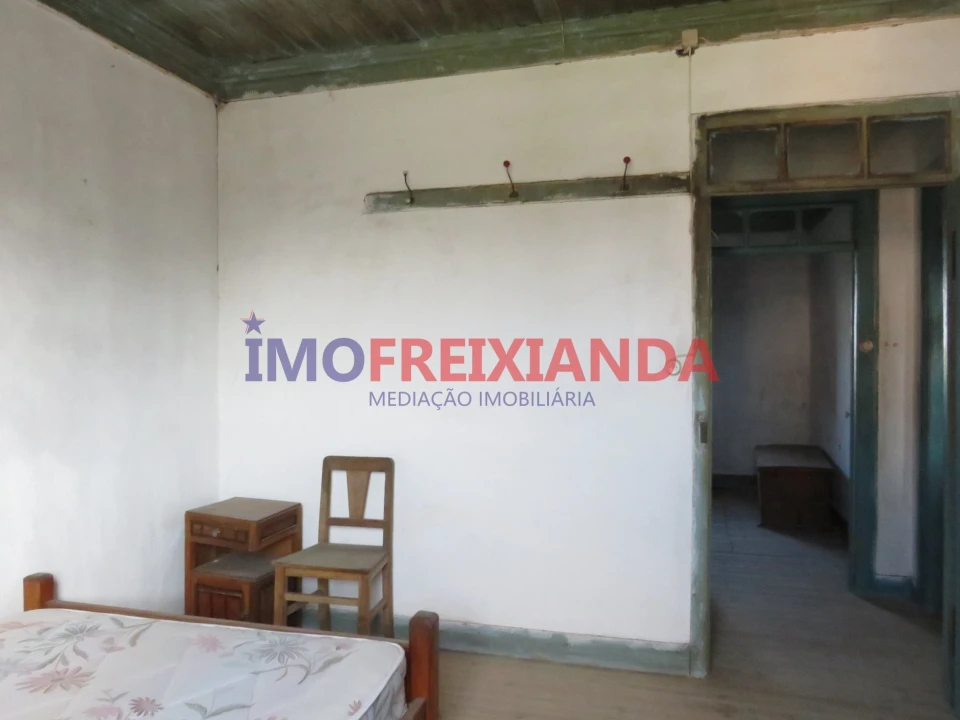 Moradia T3 para Venda em Freixianda, Ribeira do Fárrio e Formigais Foto 15