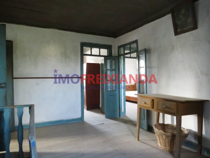 Moradia T3 para Venda em Freixianda, Ribeira do Fárrio e Formigais Foto 9