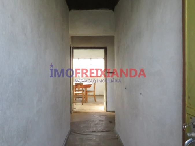 Moradia T3 para Venda em Freixianda, Ribeira do Fárrio e Formigais Foto 13