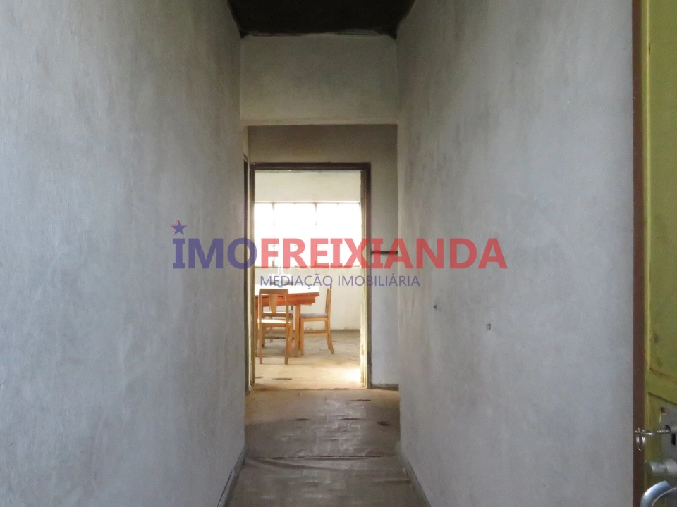 Moradia T3 para Venda em Freixianda, Ribeira do Fárrio e Formigais Foto 13