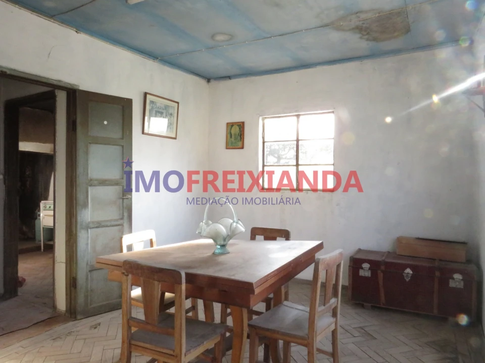 Moradia T3 para Venda em Freixianda, Ribeira do Fárrio e Formigais Foto 6