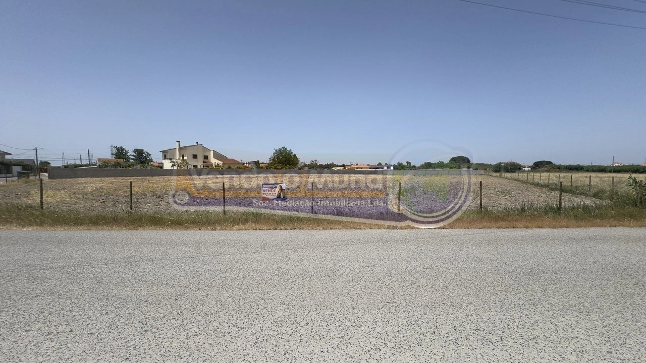 Terreno para Venda em Samora Correia Foto 2