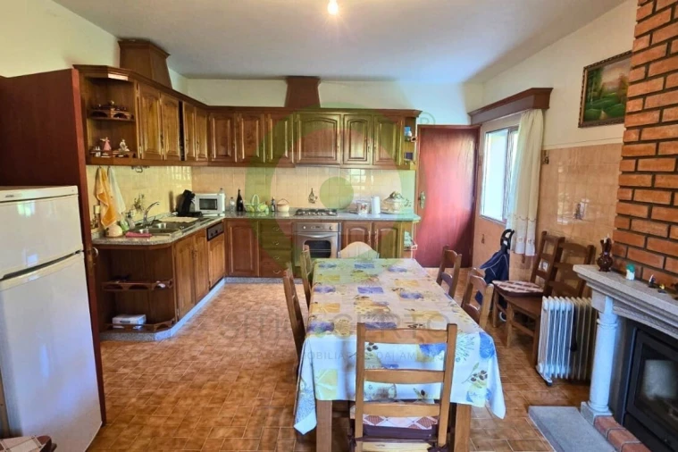 Moradia T3 para Venda em Vinhais Foto 9