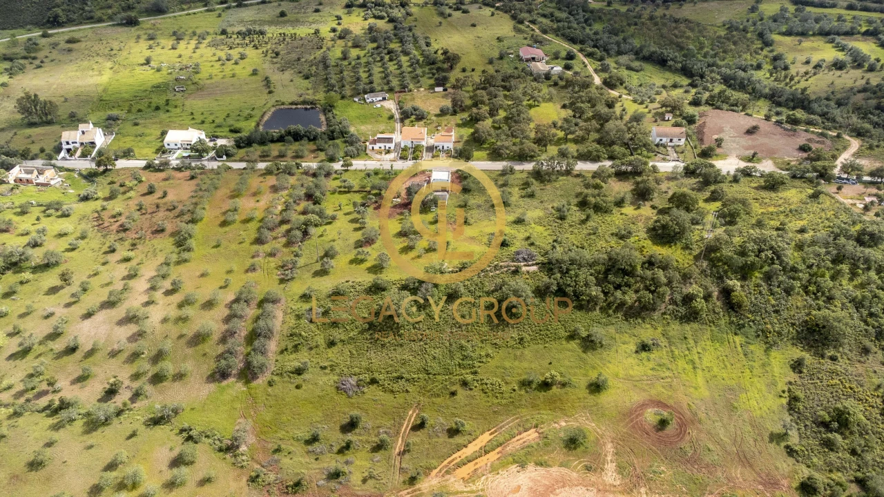 Terreno para Venda em Salir Foto 1