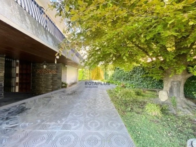 Moradia T5 para Venda em Lamego (Almacave e Sé) Foto 8