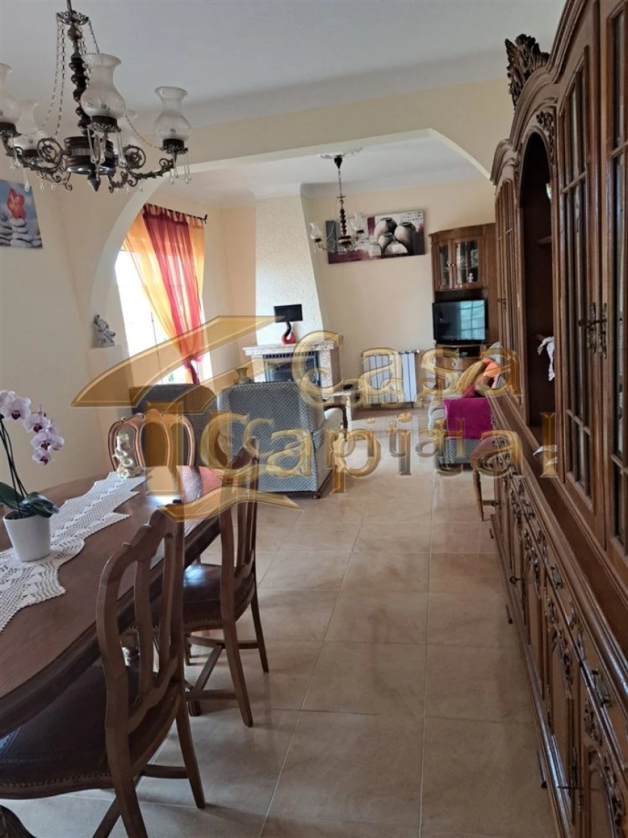 Moradia T3 para Venda em Abaças Foto 12