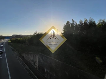 Terreno para Venda em Vilar de Andorinho