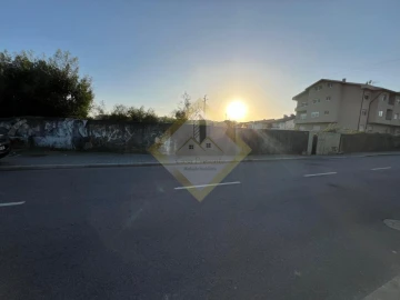 Terreno para Venda em Vilar de Andorinho