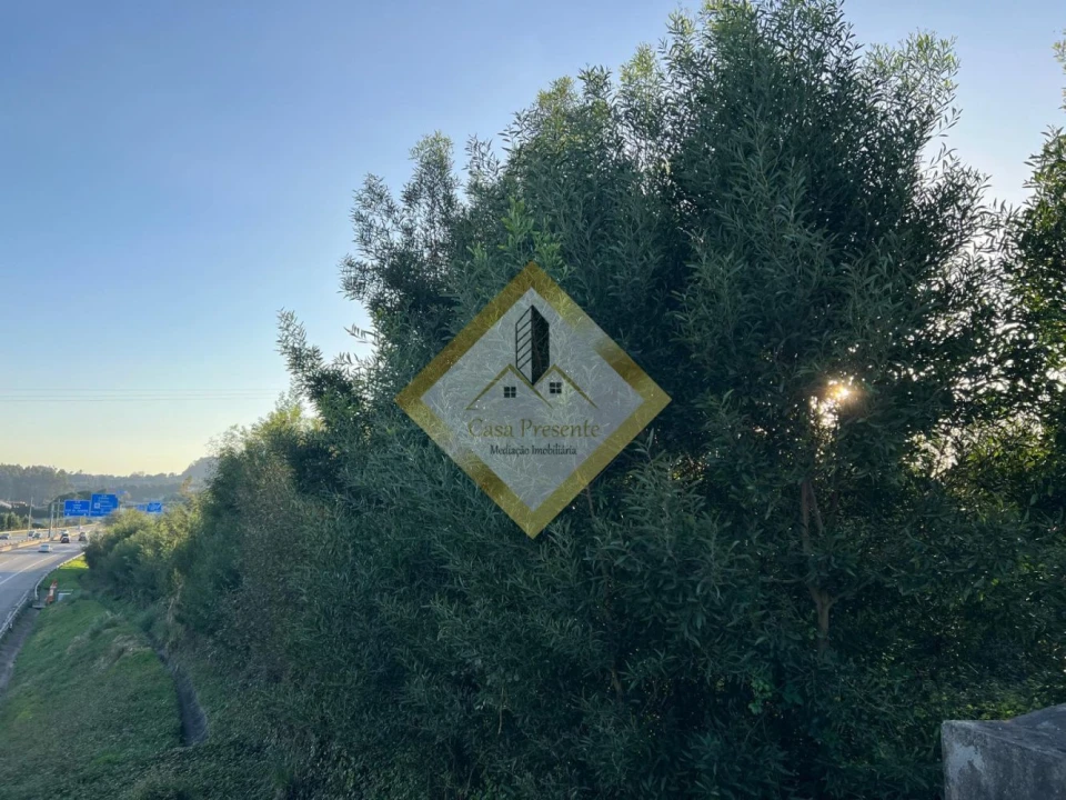Terreno para Venda em Vilar de Andorinho Foto 8