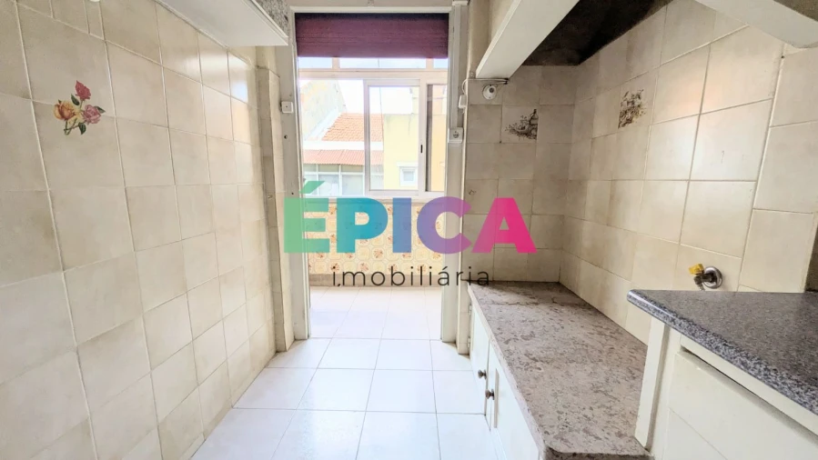 Apartamento T2 para Venda em Beato Foto 37