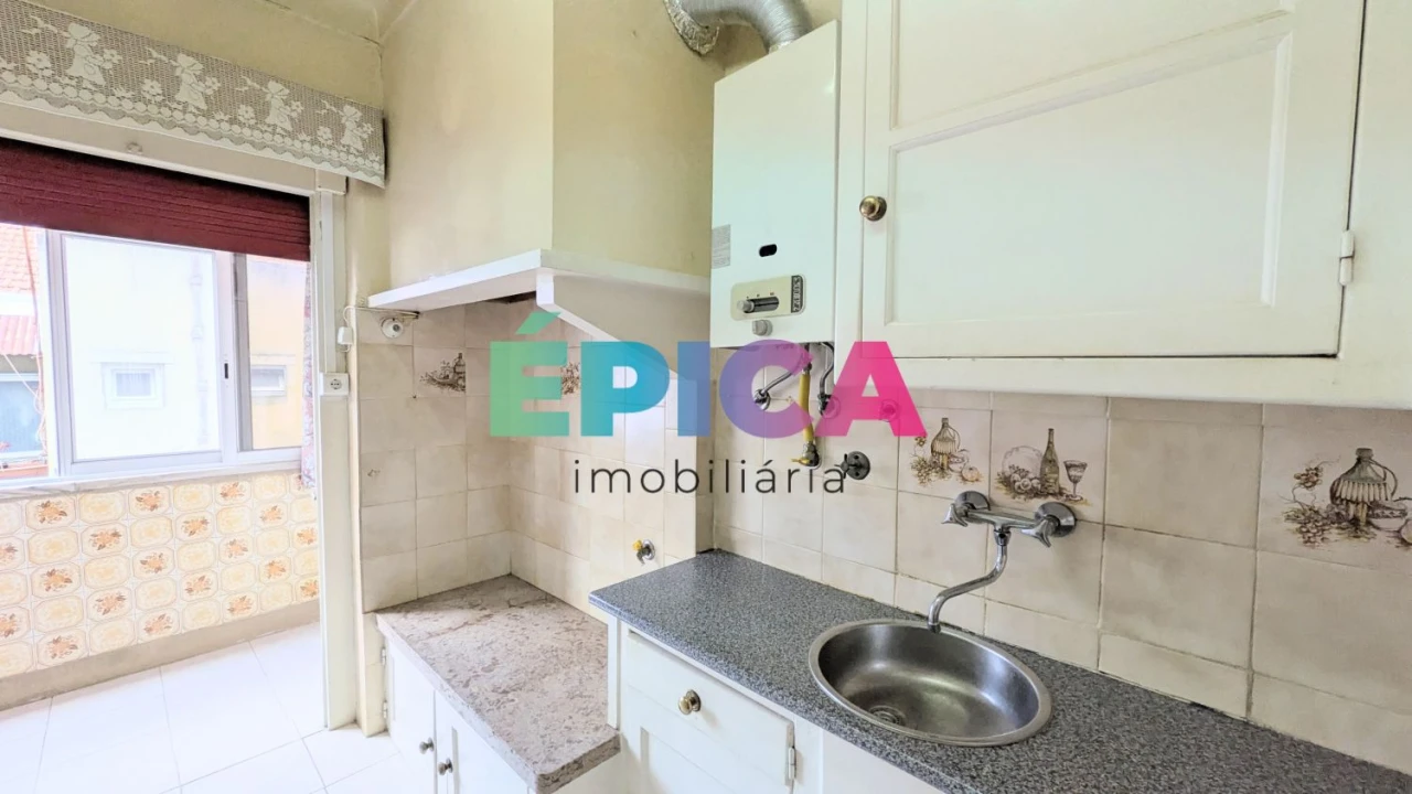 Apartamento T2 para Venda em Beato Foto 29