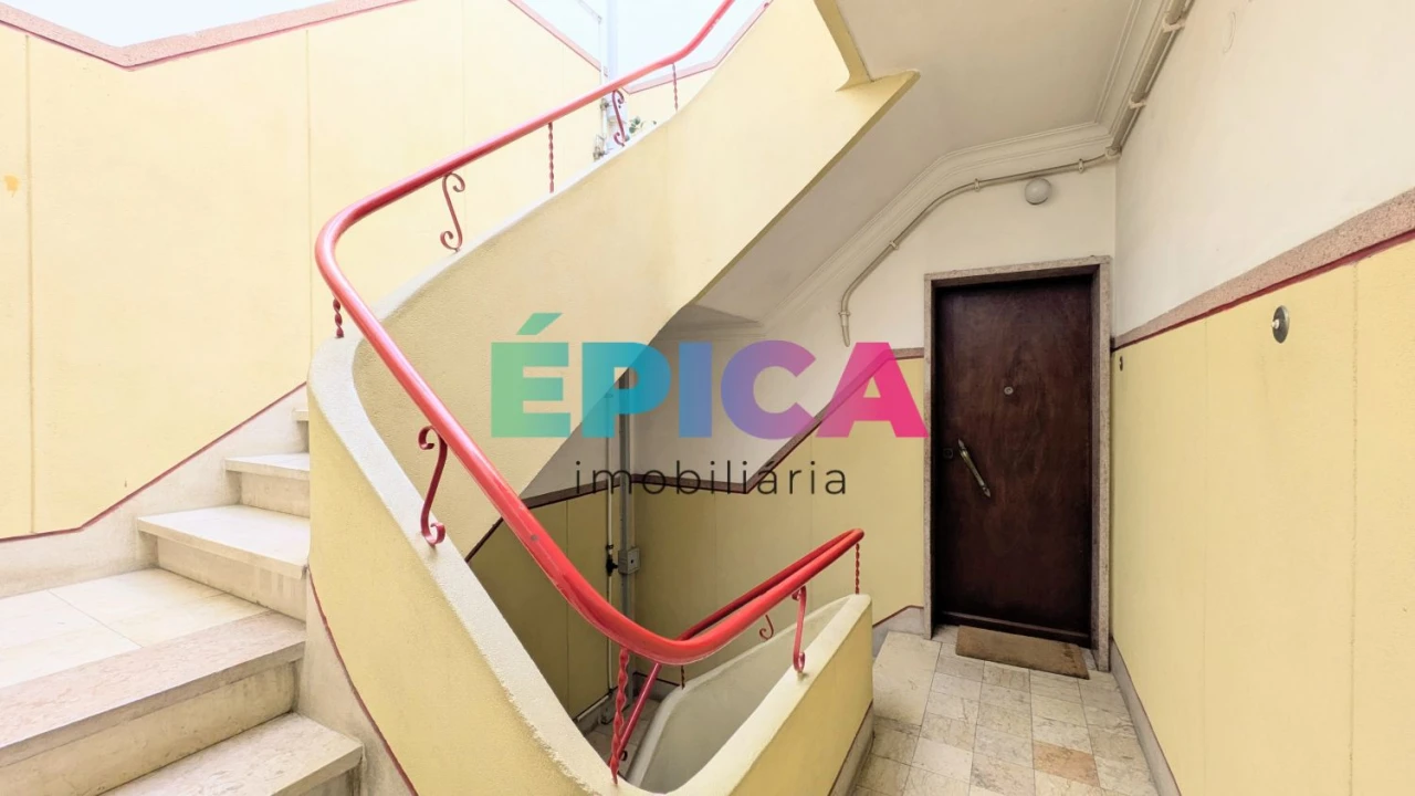 Apartamento T2 para Venda em Beato Foto 49