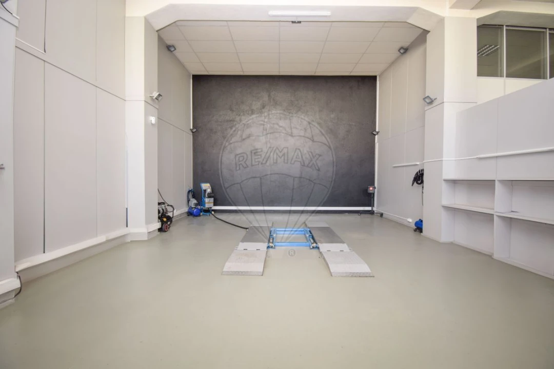 Armazém para Arrendamento em Alfragide Foto 13