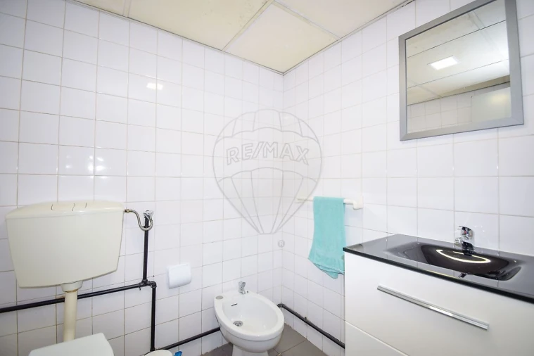 Armazém para Arrendamento em Alfragide Foto 17