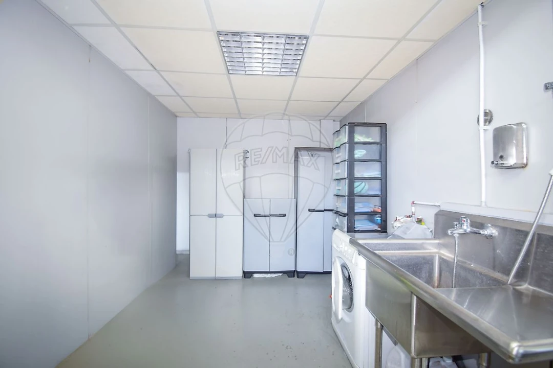 Armazém para Arrendamento em Alfragide Foto 16