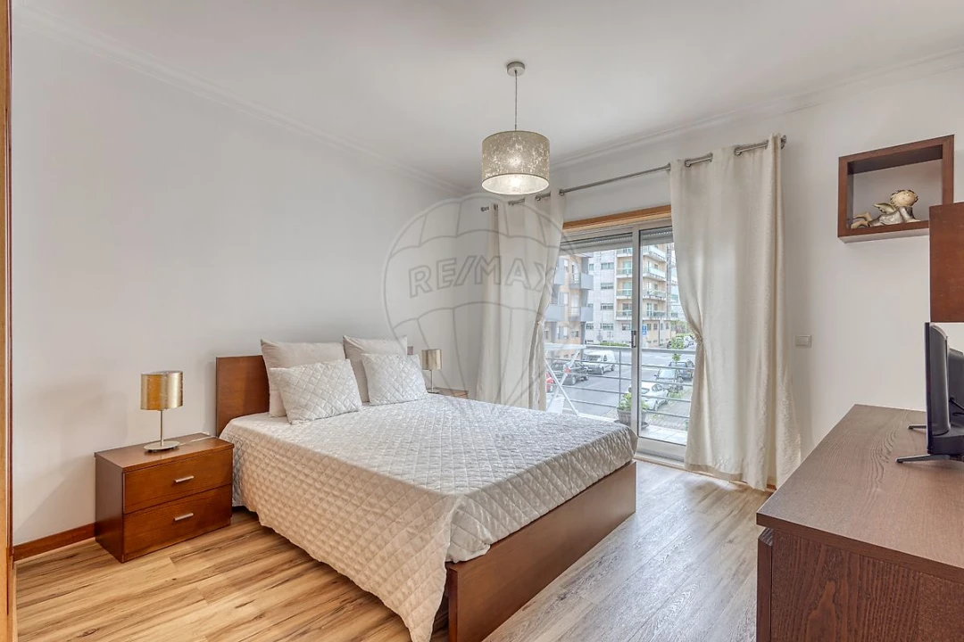 Apartamento T3 para Venda em Campo e Sobrado Foto 3