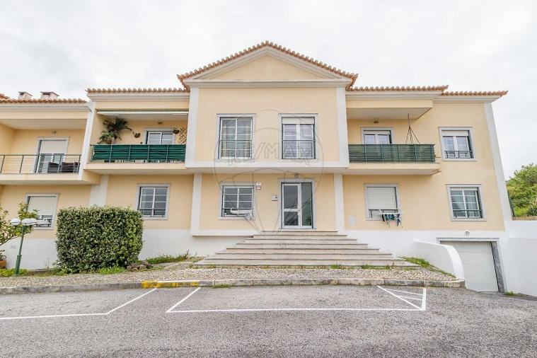 Apartamento T2 para Venda em Igreja Nova e Cheleiros Foto 26