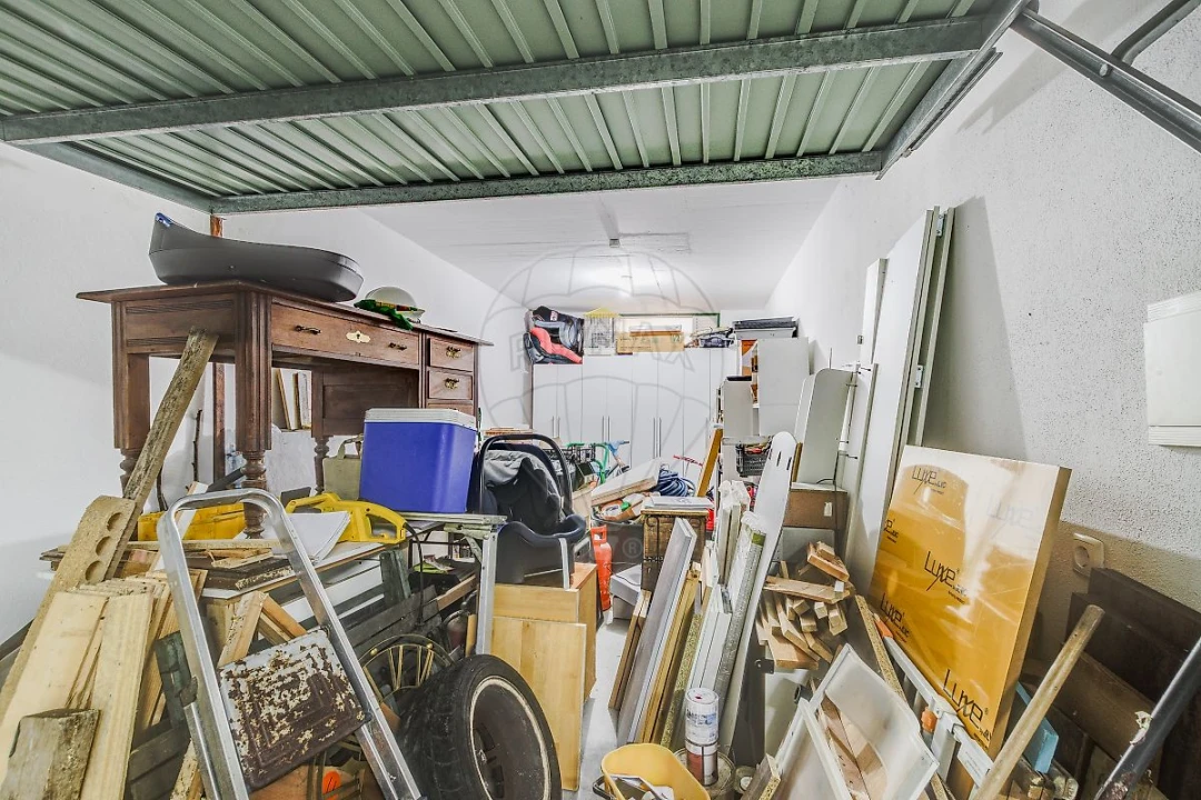 Apartamento T2 para Venda em Igreja Nova e Cheleiros Foto 21