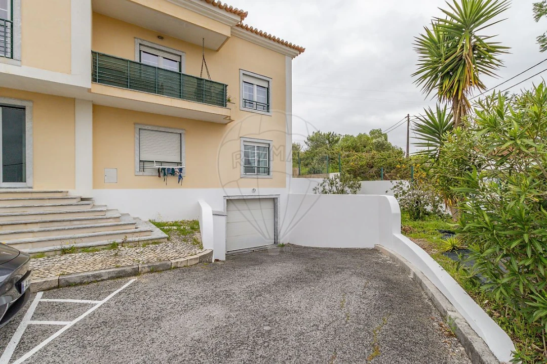 Apartamento T2 para Venda em Igreja Nova e Cheleiros Foto 25