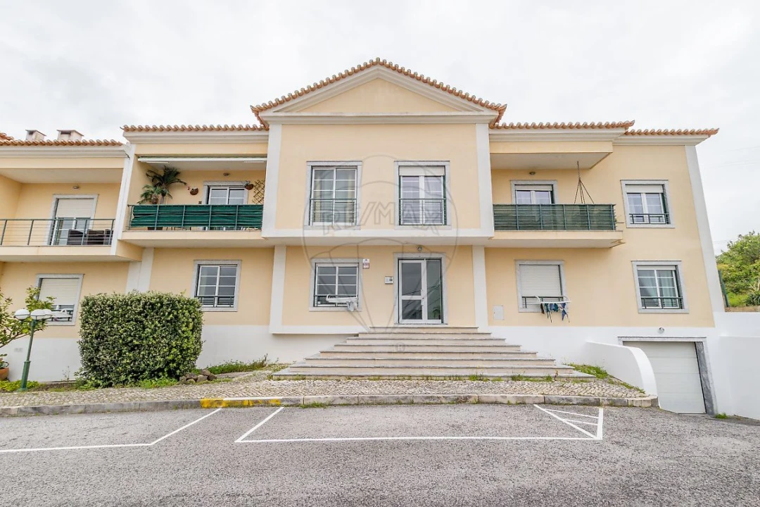 Apartamento T2 para Venda em Igreja Nova e Cheleiros Foto 26