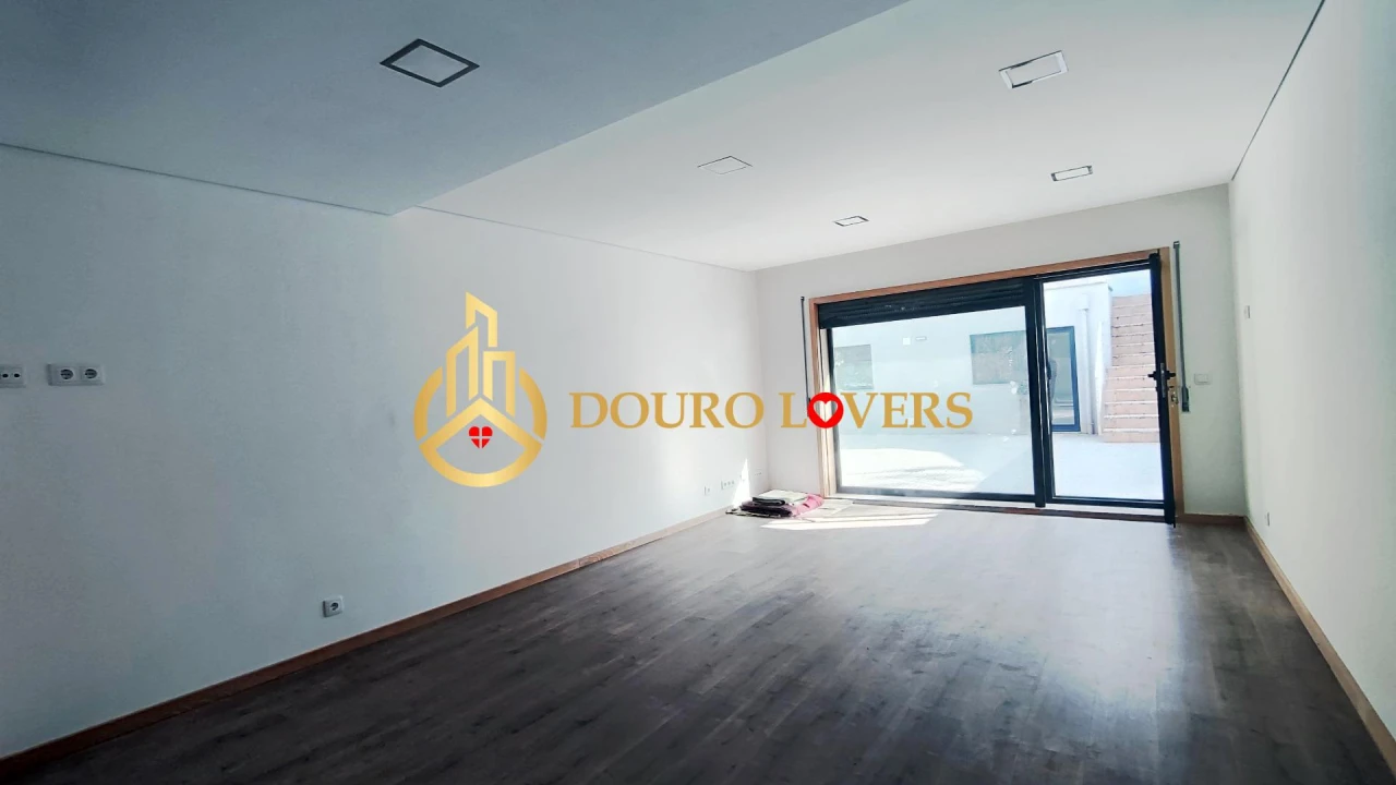 Moradia T3 para Venda em Mafamude e Vilar do Paraíso Foto 13