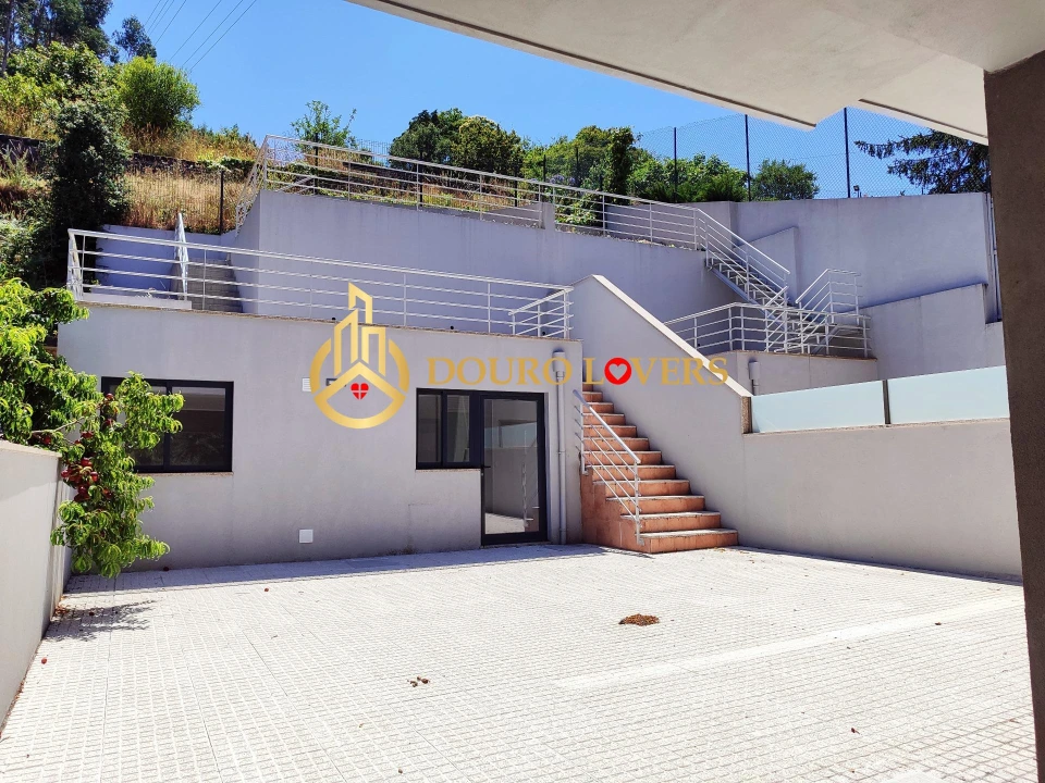 Moradia T3 para Venda em Mafamude e Vilar do Paraíso Foto 3