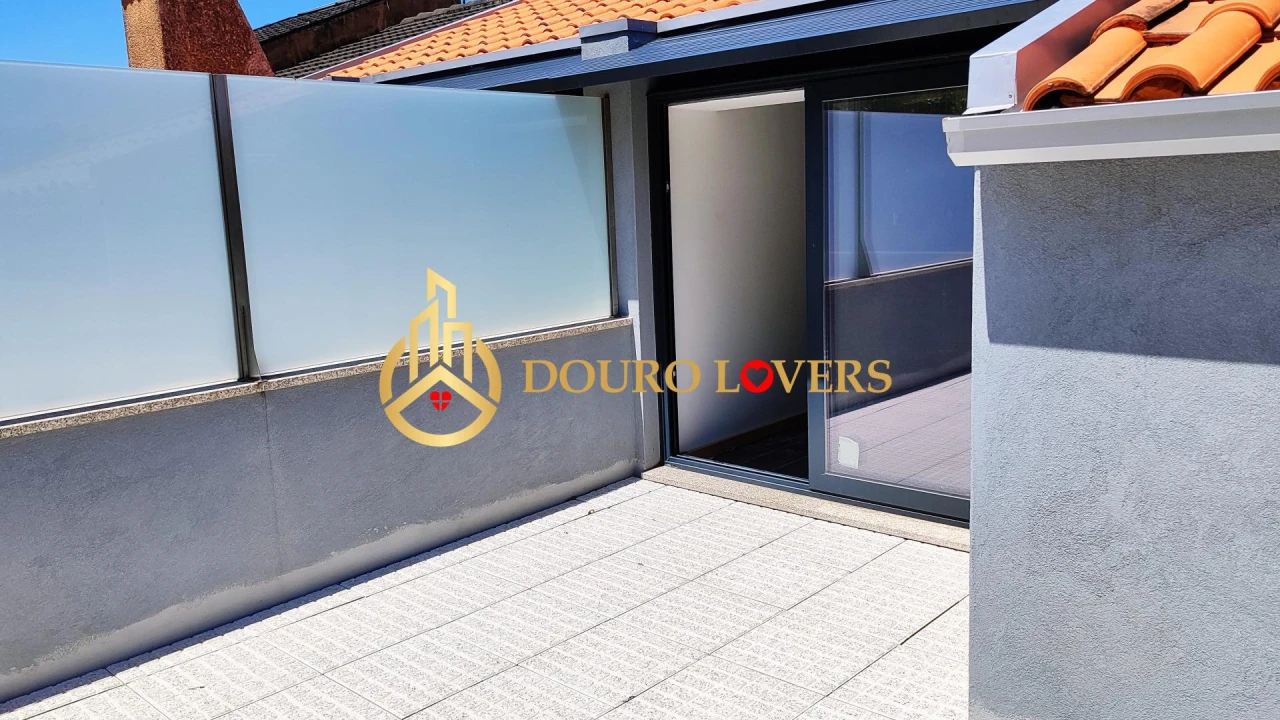 Moradia T3 para Venda em Mafamude e Vilar do Paraíso Foto 33