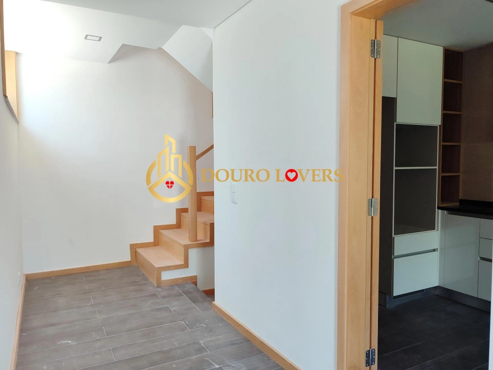 Moradia T3 para Venda em Mafamude e Vilar do Paraíso Foto 6