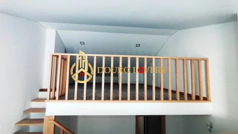 Moradia T3 para Venda em Mafamude e Vilar do Paraíso