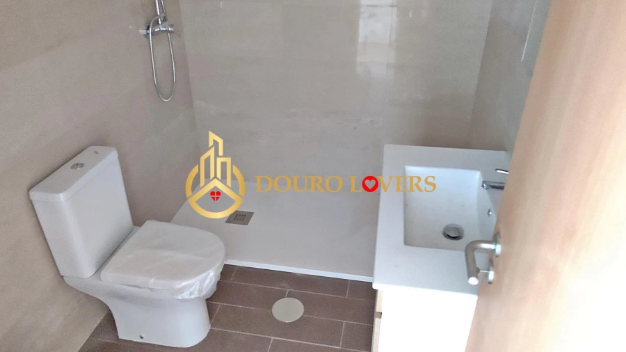 Moradia T3 para Venda em Mafamude e Vilar do Paraíso Foto 21