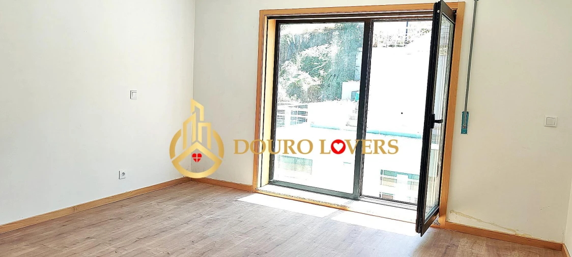 Moradia T3 para Venda em Mafamude e Vilar do Paraíso Foto 23