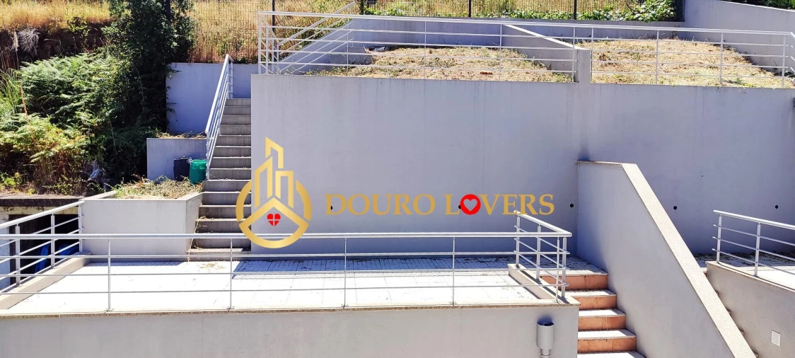 Moradia T3 para Venda em Mafamude e Vilar do Paraíso Foto 30