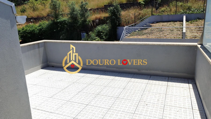 Moradia T3 para Venda em Mafamude e Vilar do Paraíso Foto 32