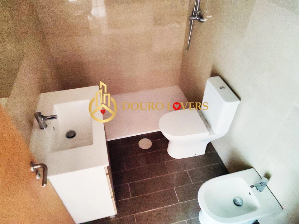 Moradia T3 para Venda em Mafamude e Vilar do Paraíso Foto 22