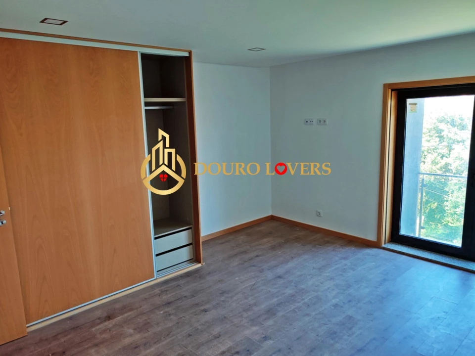 Moradia T3 para Venda em Mafamude e Vilar do Paraíso Foto 29