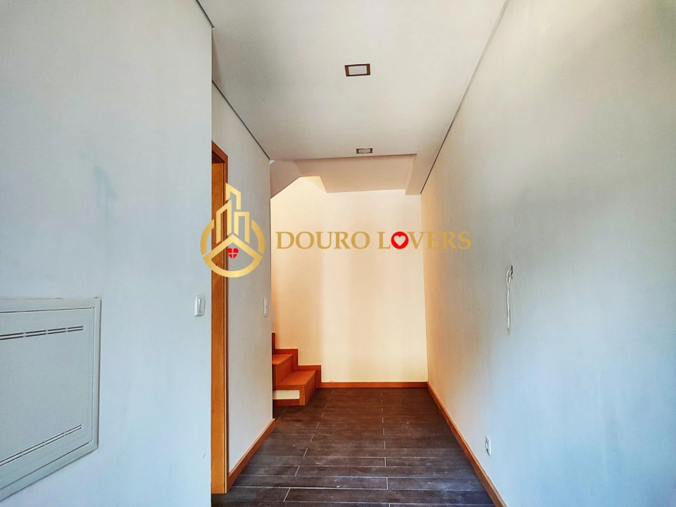 Moradia T3 para Venda em Mafamude e Vilar do Paraíso Foto 6