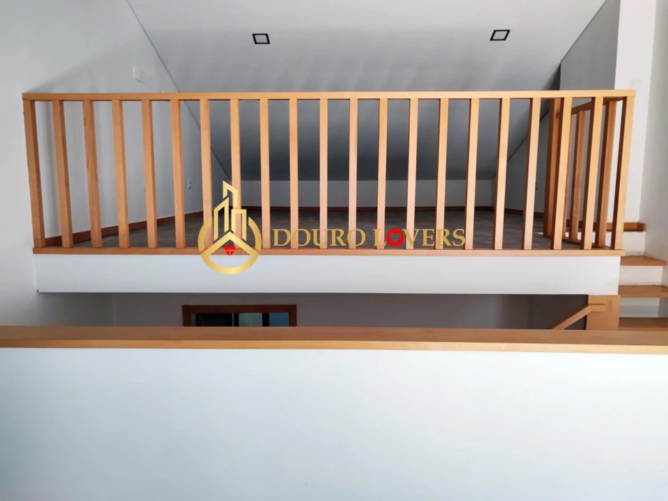 Moradia T3 para Venda em Mafamude e Vilar do Paraíso Foto 35