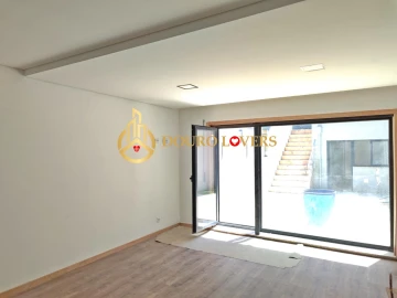 Moradia T3 para Venda em Mafamude e Vilar do Paraíso