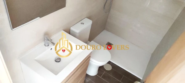 Moradia T3 para Venda em Mafamude e Vilar do Paraíso